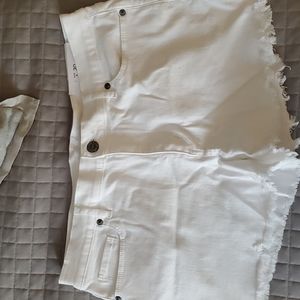 NWT Loft White Jean shorts size 10